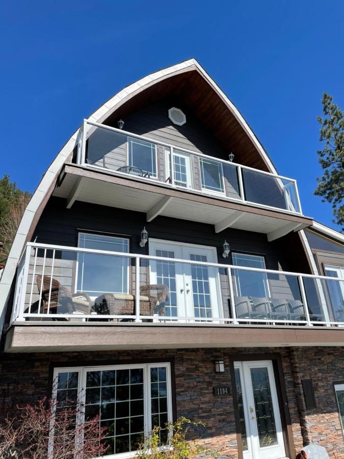 Les Chambres Roses West Kelowna Exterior photo